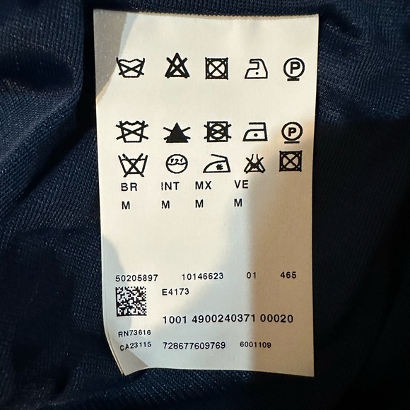 Stunning full length Hugo Boss Gown with leather bodice. - Picture 8 of 8